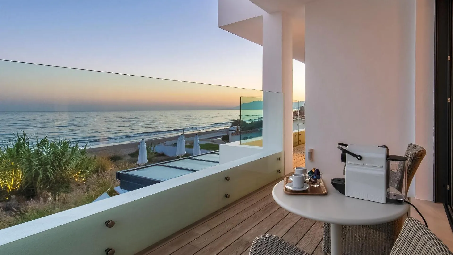 Breath Taking Front Line Beach Villa With Sauna & Jacuzzi Marbella Spain