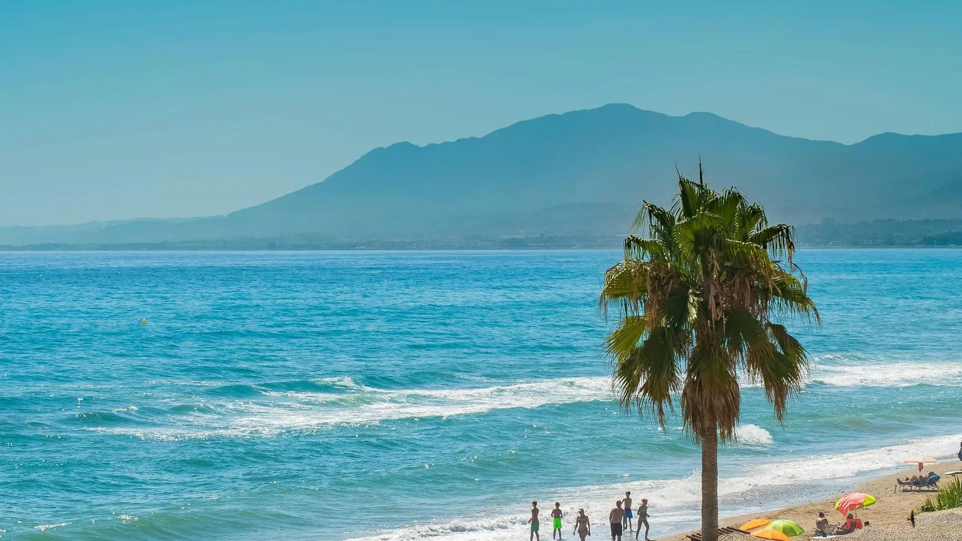 Breath Taking Front Line Beach Villa With Sauna & Jacuzzi Marbella Spanje